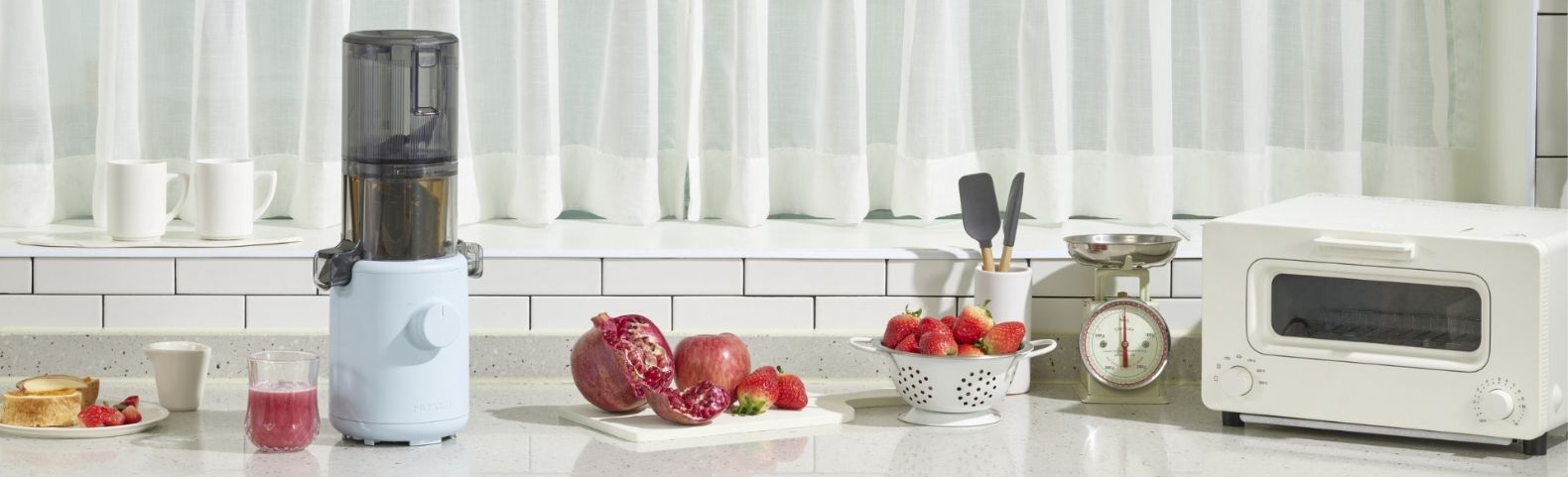 Pasteryzacja i przechowywanie soku z wyciskarki wolnoobrotowej: co warto wiedzieć na ten temat?